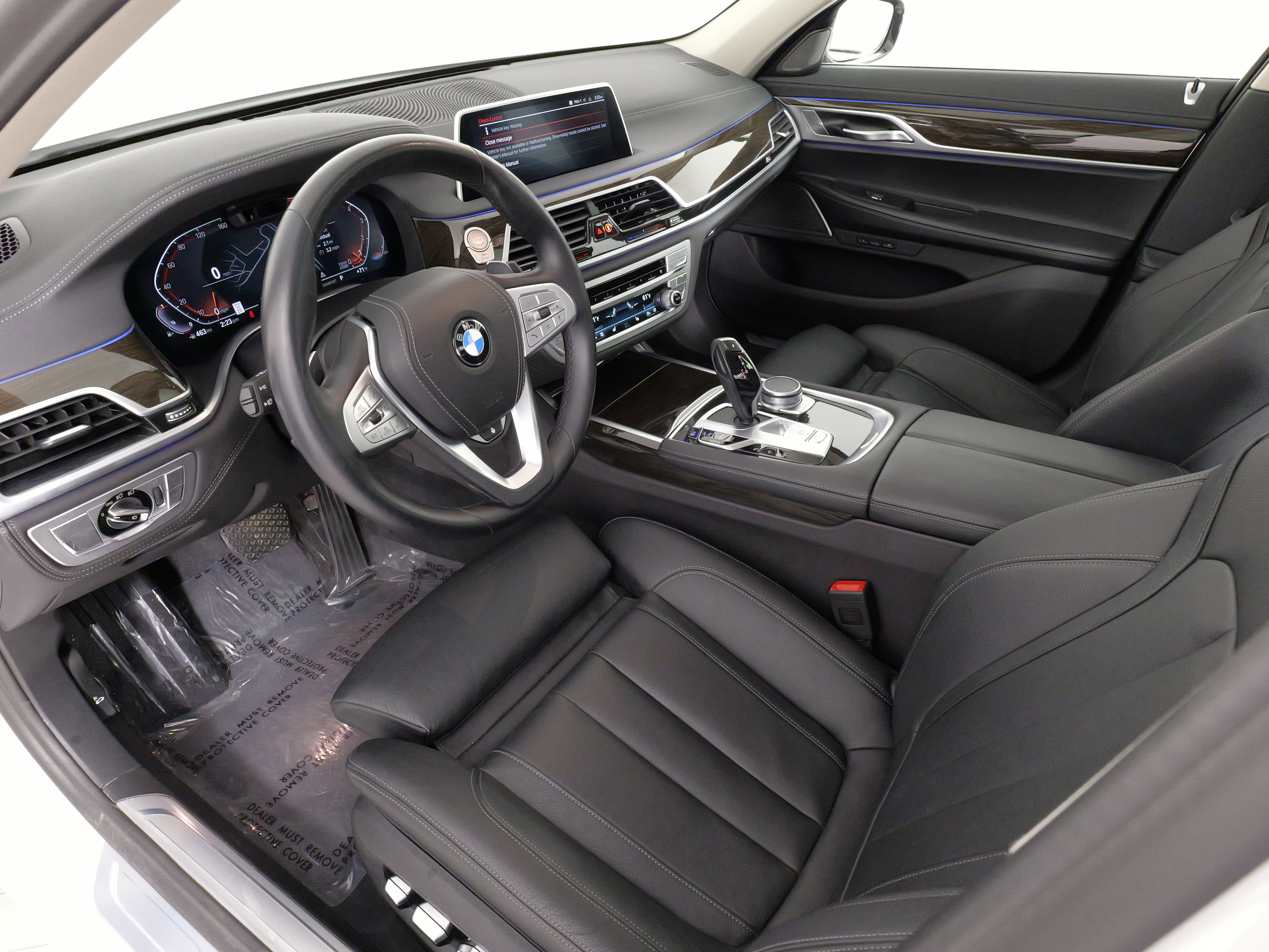 Used 2022 BMW 740i xDrive image 31