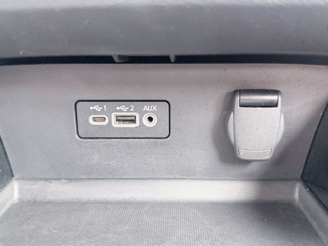Used 2025 Nissan Altima 2.5 SR FWD image 16