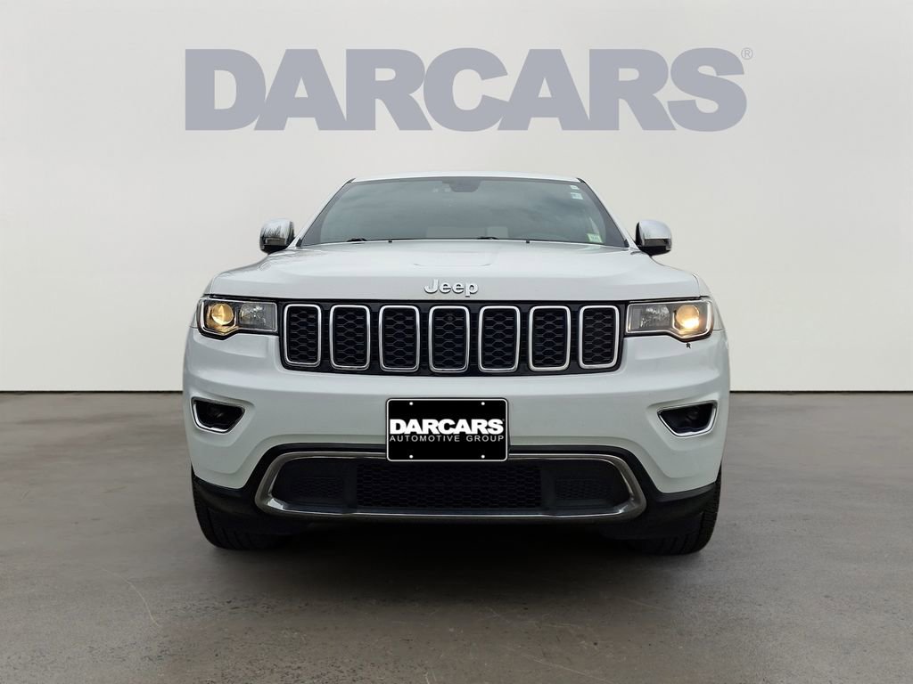 Used 2020 Jeep Grand Cherokee Limited w/ Luxury Group II image 2