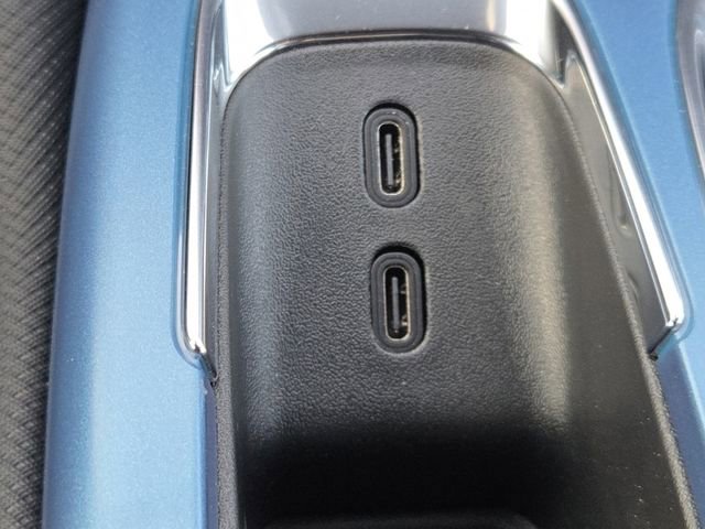 New 2026 Chevrolet Equinox EV LT image 7