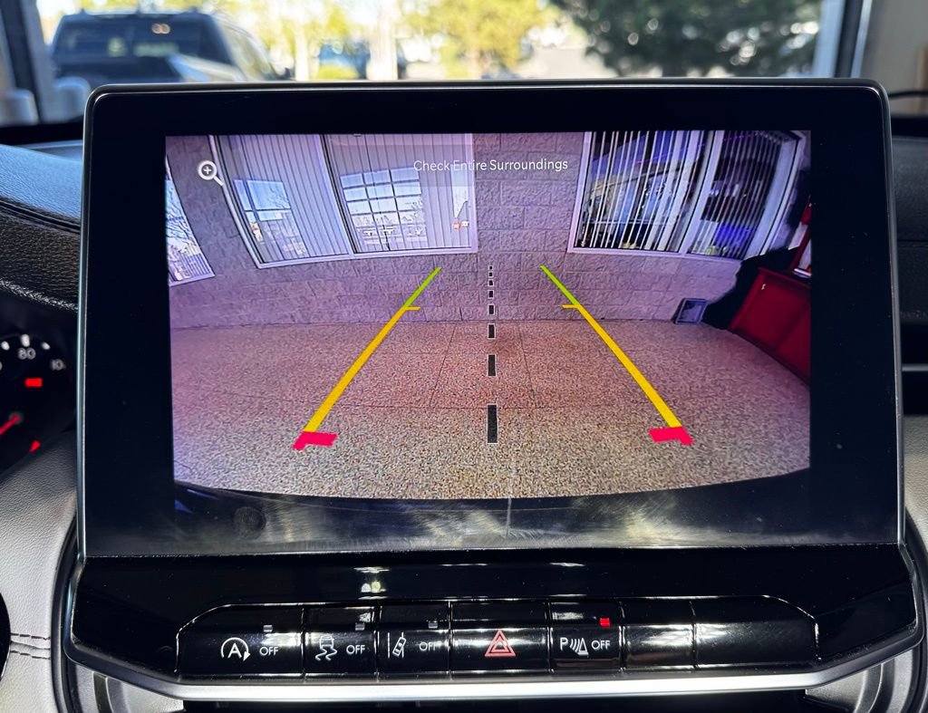 Used 2023 Jeep Compass Limited image 31