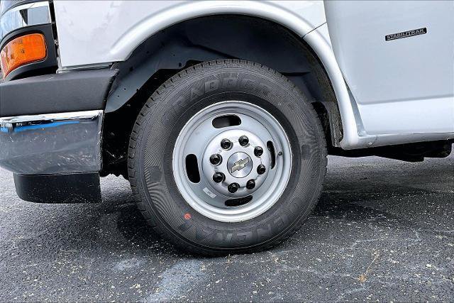 New 2025 Chevrolet Express 3500 w/ Power Convenience Package RWD image 8