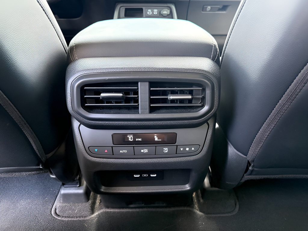 Certified 2025 Honda Pilot EX-L image 13