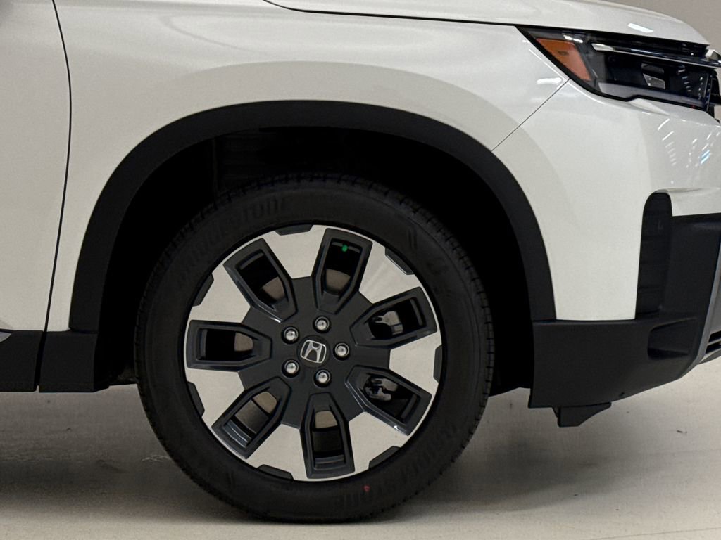 New 2026 Honda Pilot Elite image 6
