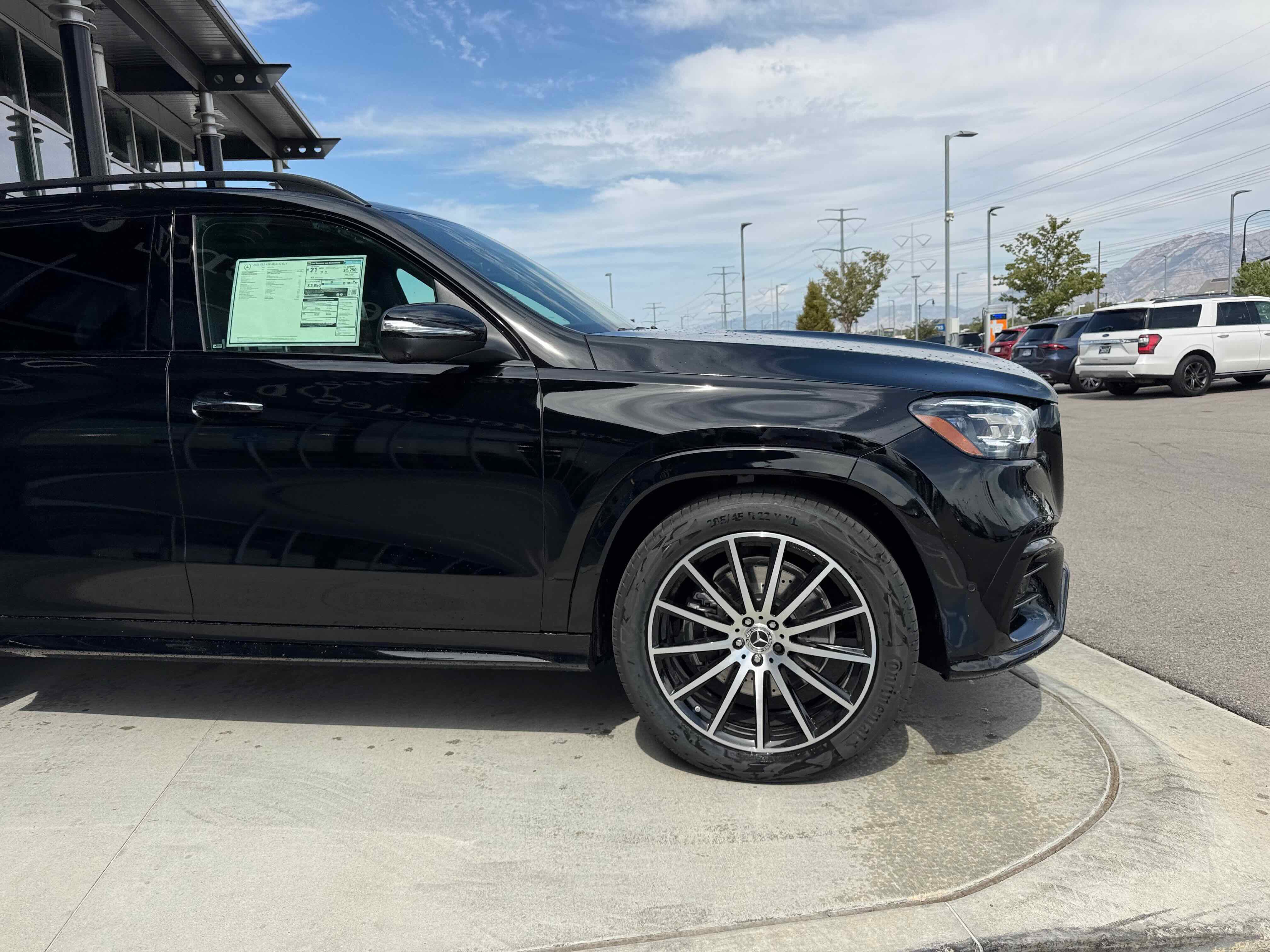 New 2025 Mercedes-Benz GLS 450 4MATIC image 10