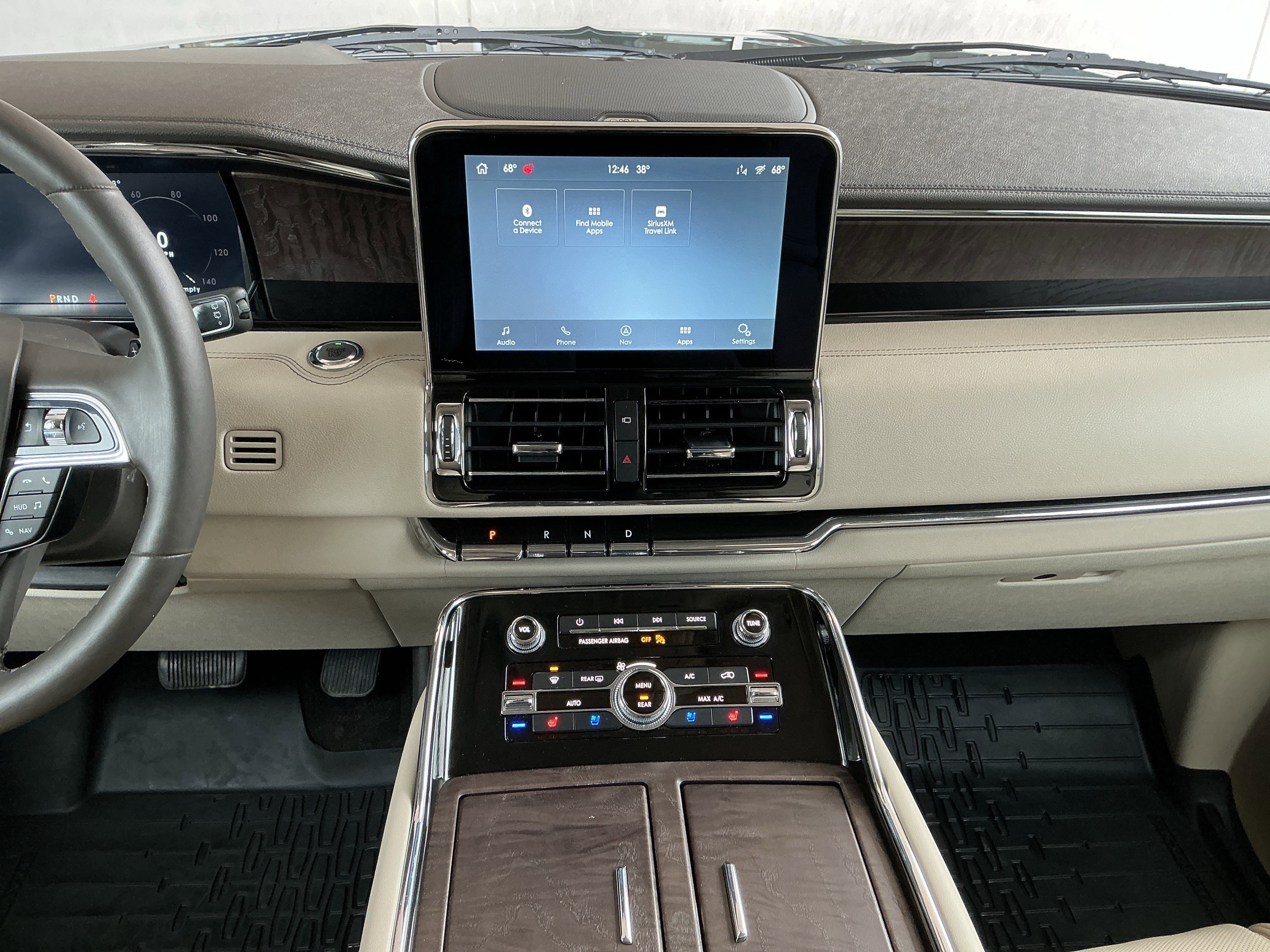 Used 2021 Lincoln Navigator Reserve w/ Luxury Package image 9