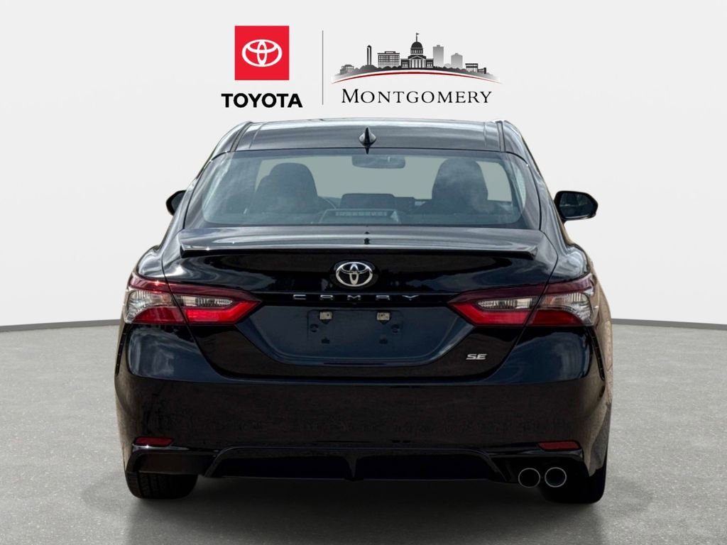 Used 2021 Toyota Camry SE w/ Audio Upgrade Package FWD image 4