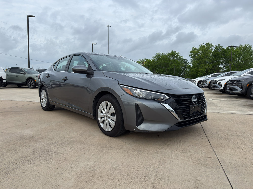 Used 2024 Nissan Sentra S image 3