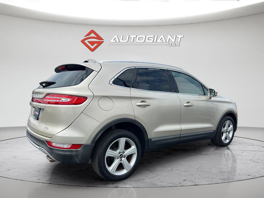 Used 2017 Lincoln MKC Premiere FWD image 1