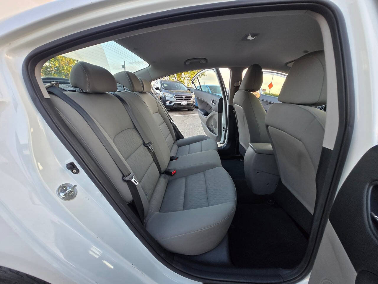 Used 2014 Kia Forte LX FWD image 29