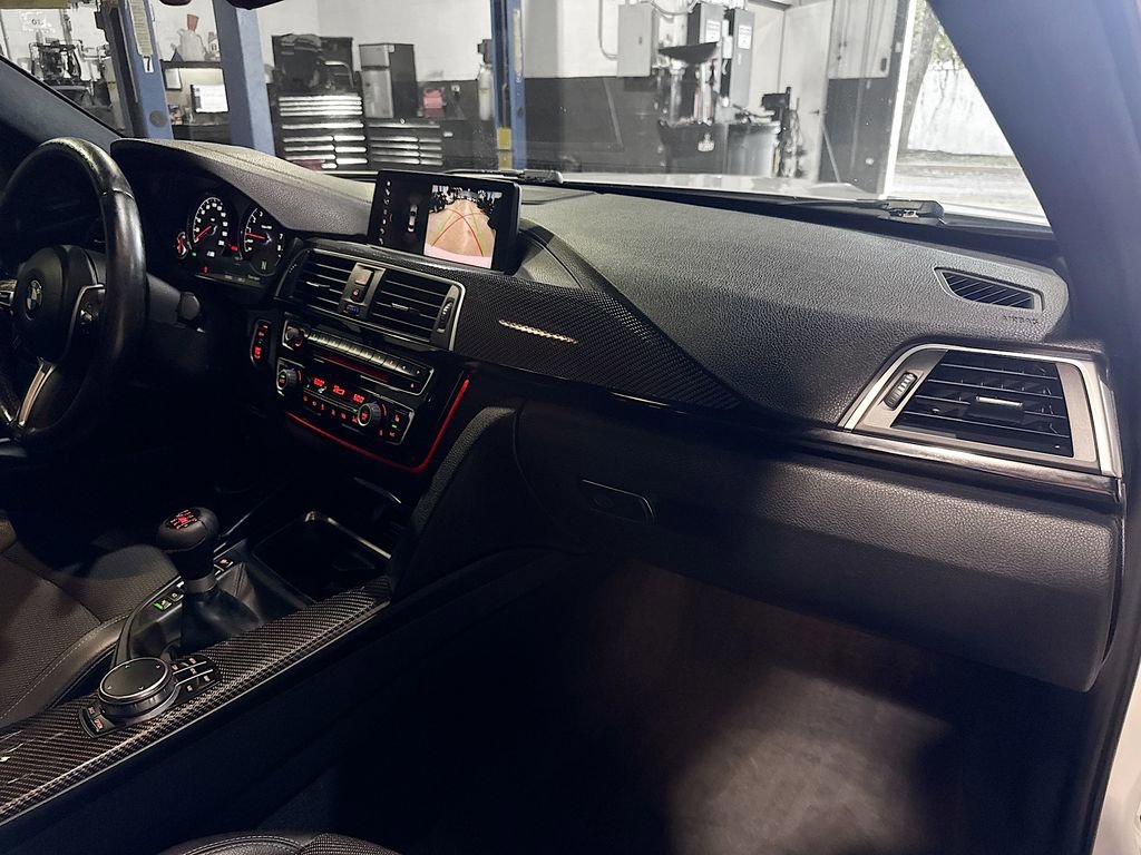 Used 2018 BMW M3 Base image 29