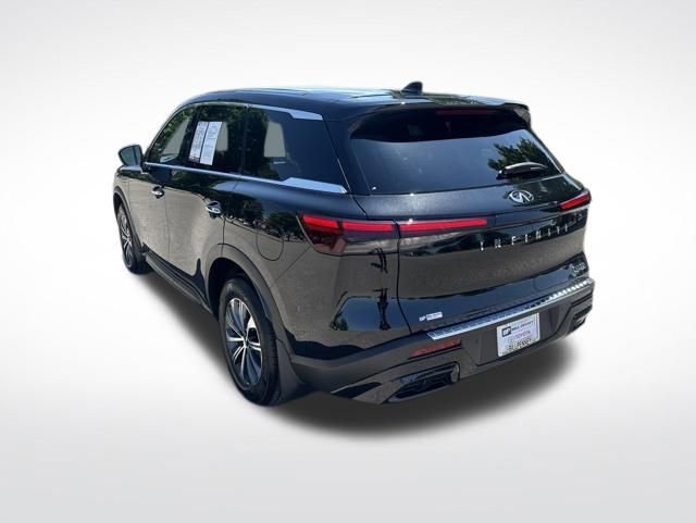 Used 2025 INFINITI QX60 Pure w/ Cargo Package FWD image 3
