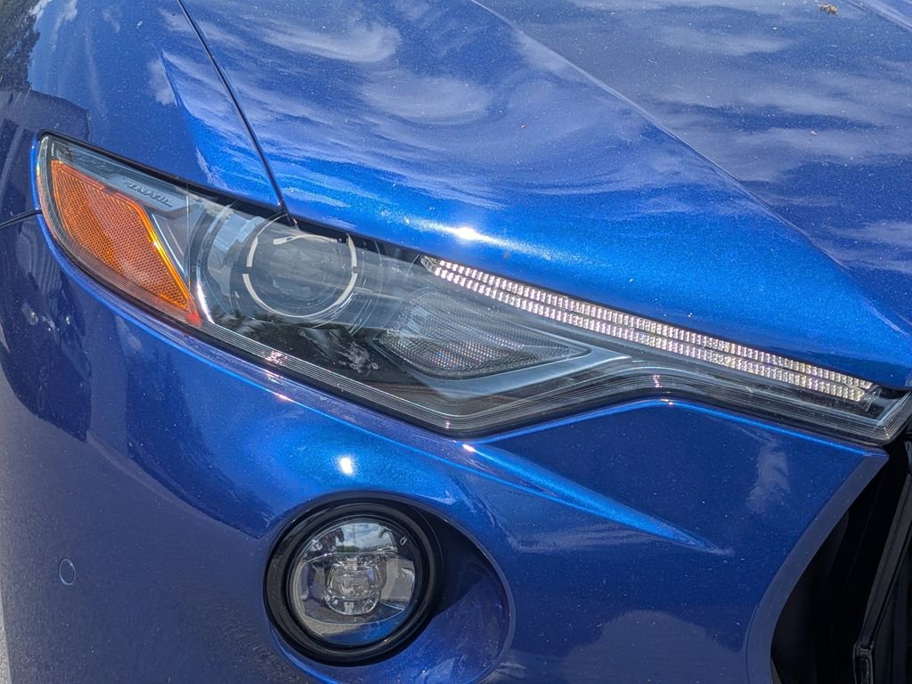 Used 2022 Maserati Levante GT image 9