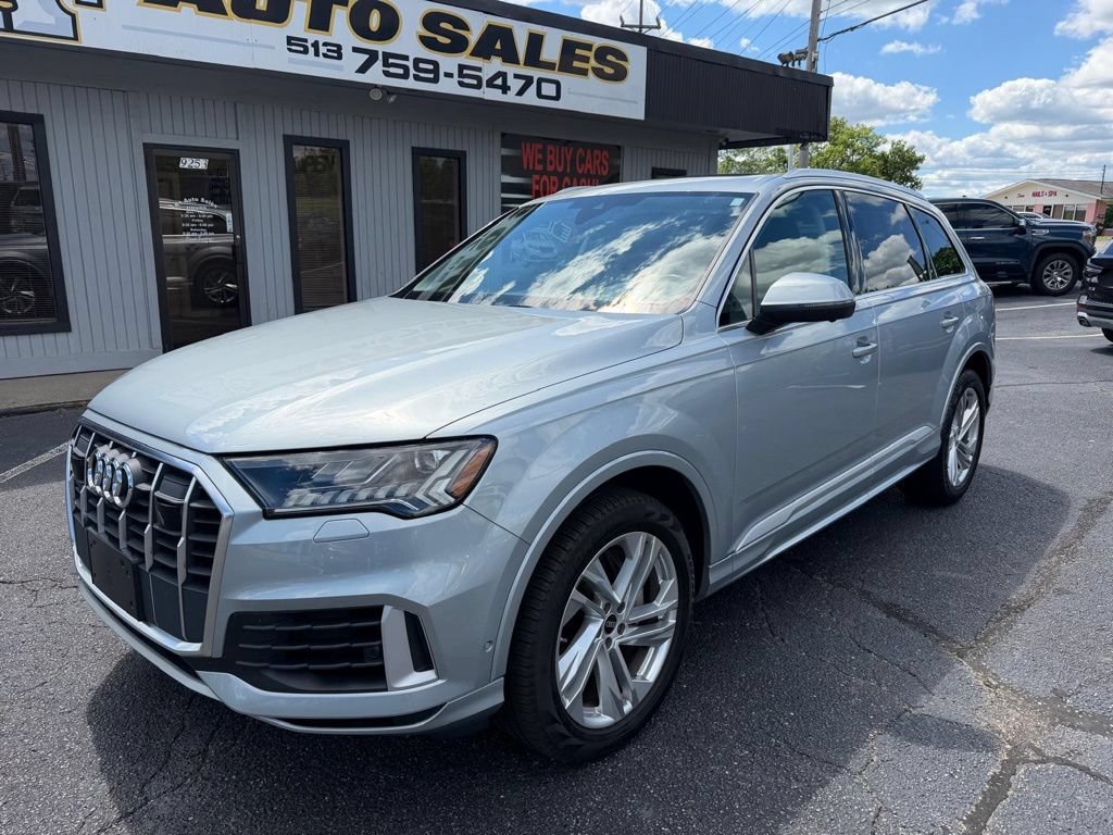 Used 2023 Audi Q7 3.0T Premium Plus w/ Premium Plus Package AWD/4WD image 2