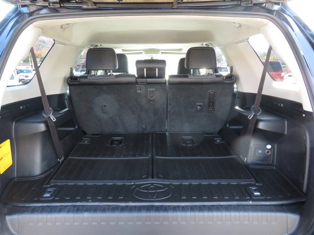 Used 2019 Toyota 4Runner SR5 image 12