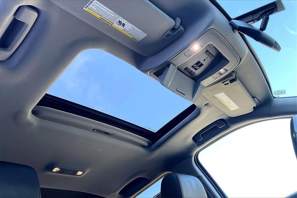 Used 2018 GMC Sierra 1500 SLT w/ All Terrain X Package image 22