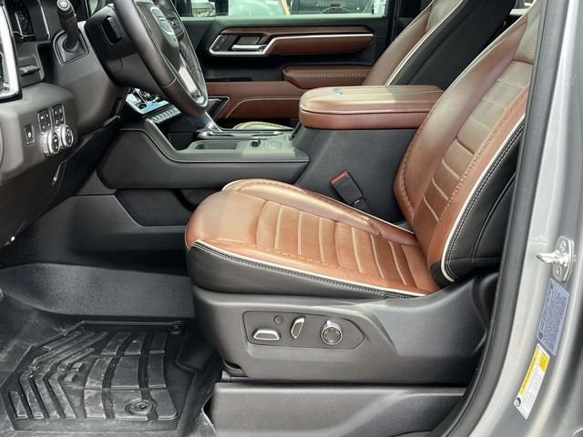 Used 2025 GMC Sierra 2500 Denali Ultimate w/ Max Trailering Package AWD/4WD image 13