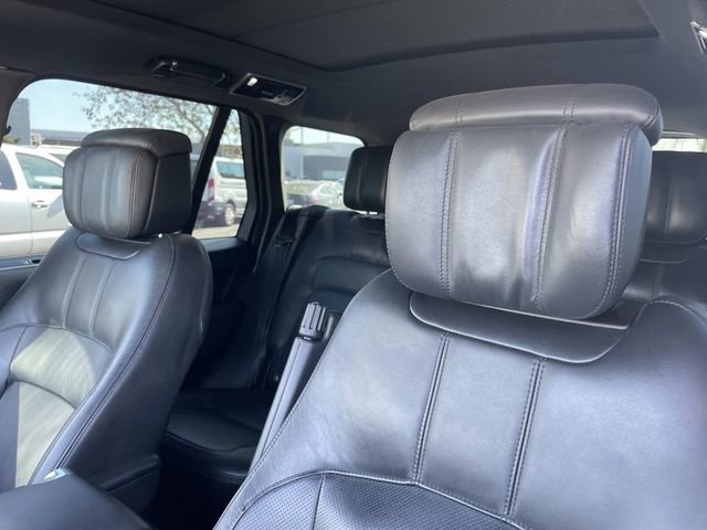 Used 2022 Land Rover Range Rover Westminster Edition image 21