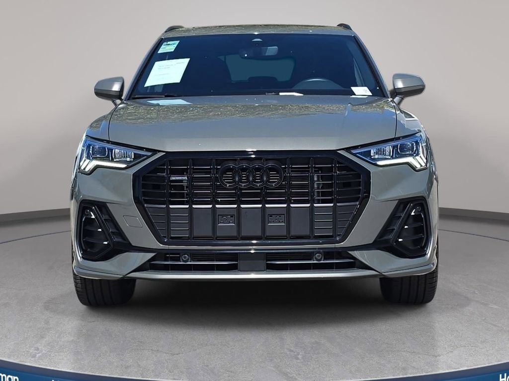 Certified 2025 Audi Q3 2.0T Premium w/ Convenience Package image 2