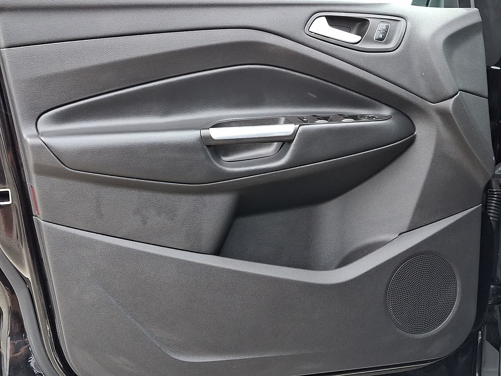 Used 2019 Ford Escape SE AWD/4WD image 14