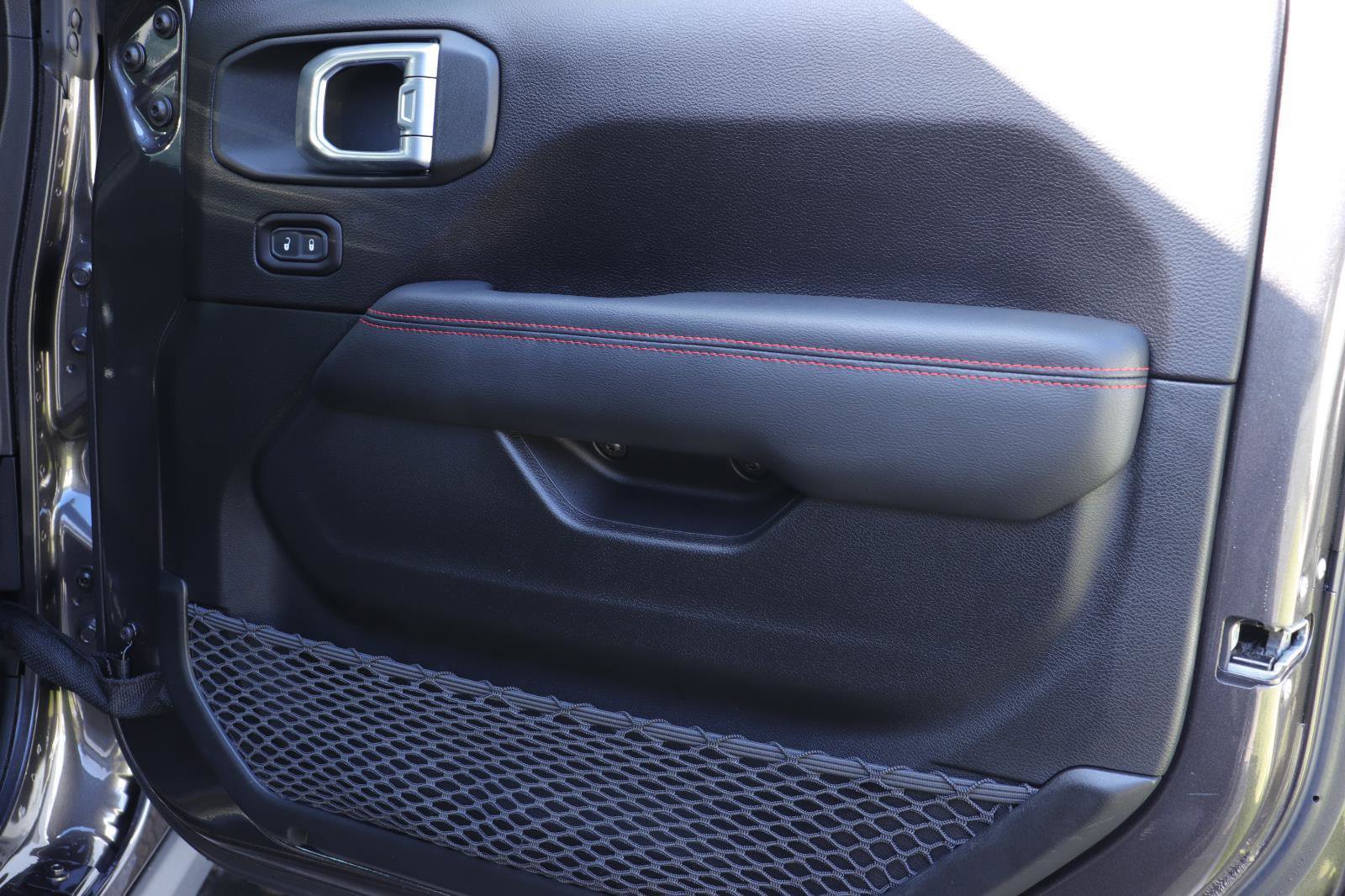 Used 2019 Jeep Wrangler Unlimited Rubicon image 17