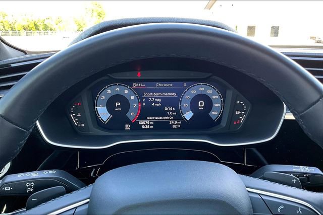 Used 2023 Audi Q3 2.0T Premium Plus w/ Premium Plus Package AWD/4WD image 13