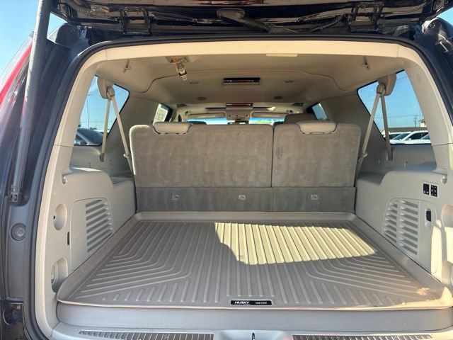 Used 2016 Cadillac Escalade ESV Premium AWD/4WD image 36