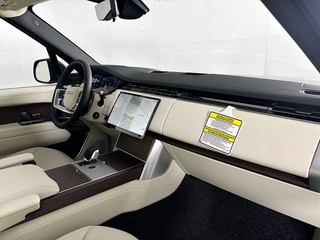 New 2026 Land Rover Range Rover Long Wheelbase SE AWD/4WD image 27