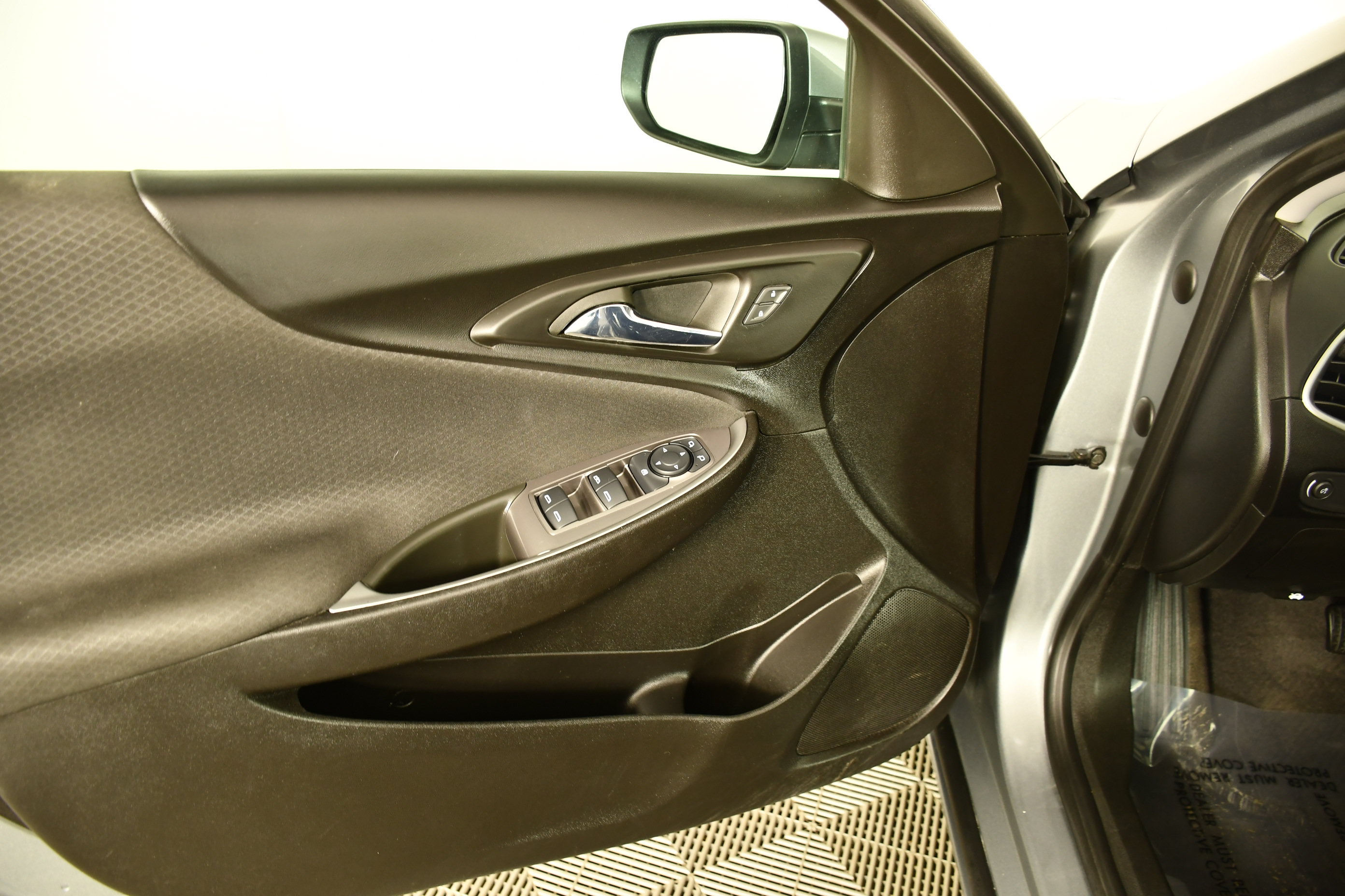 Used 2024 Chevrolet Malibu LT FWD image 36
