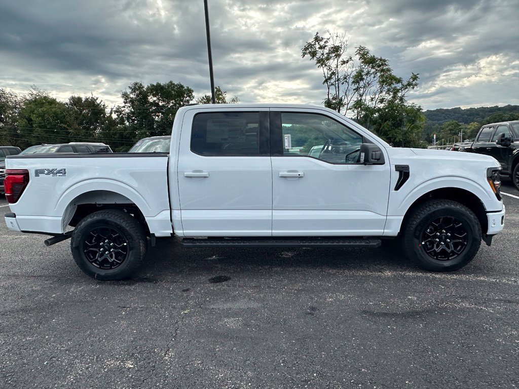 New 2026 Ford F150 XLT w/ Equipment Group 302A MID AWD/4WD image 4