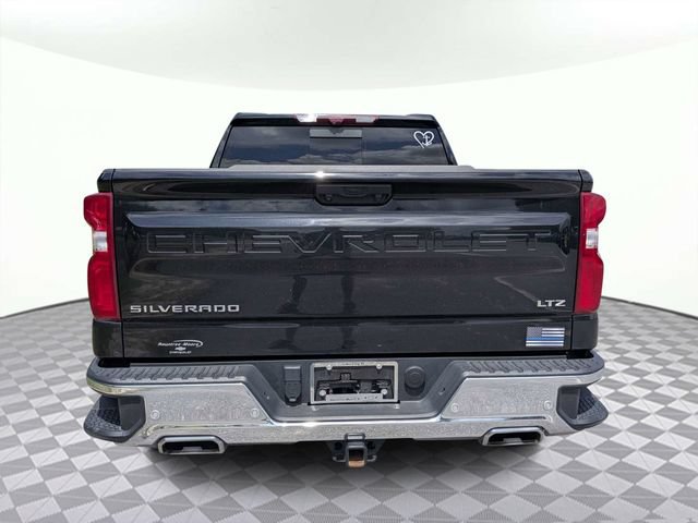 Used 2025 Chevrolet Silverado 1500 LTZ w/ Technology Package AWD/4WD image 5