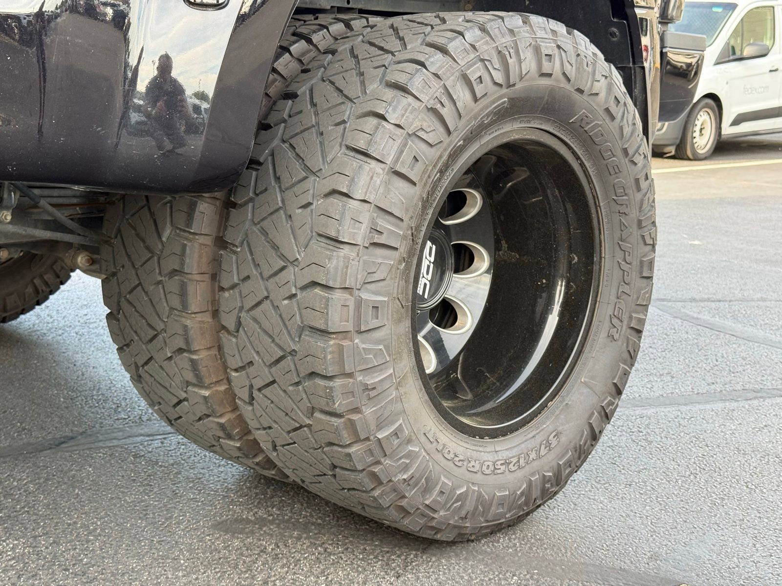 Used 2022 Ford F450 Platinum w/ FX4 Off-Road Package AWD/4WD image 12
