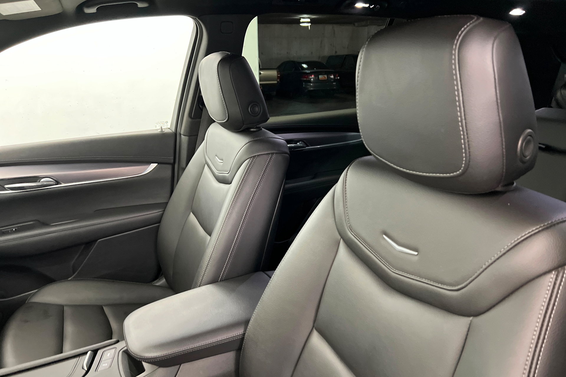 Used 2022 Cadillac XT6 Luxury FWD image 17
