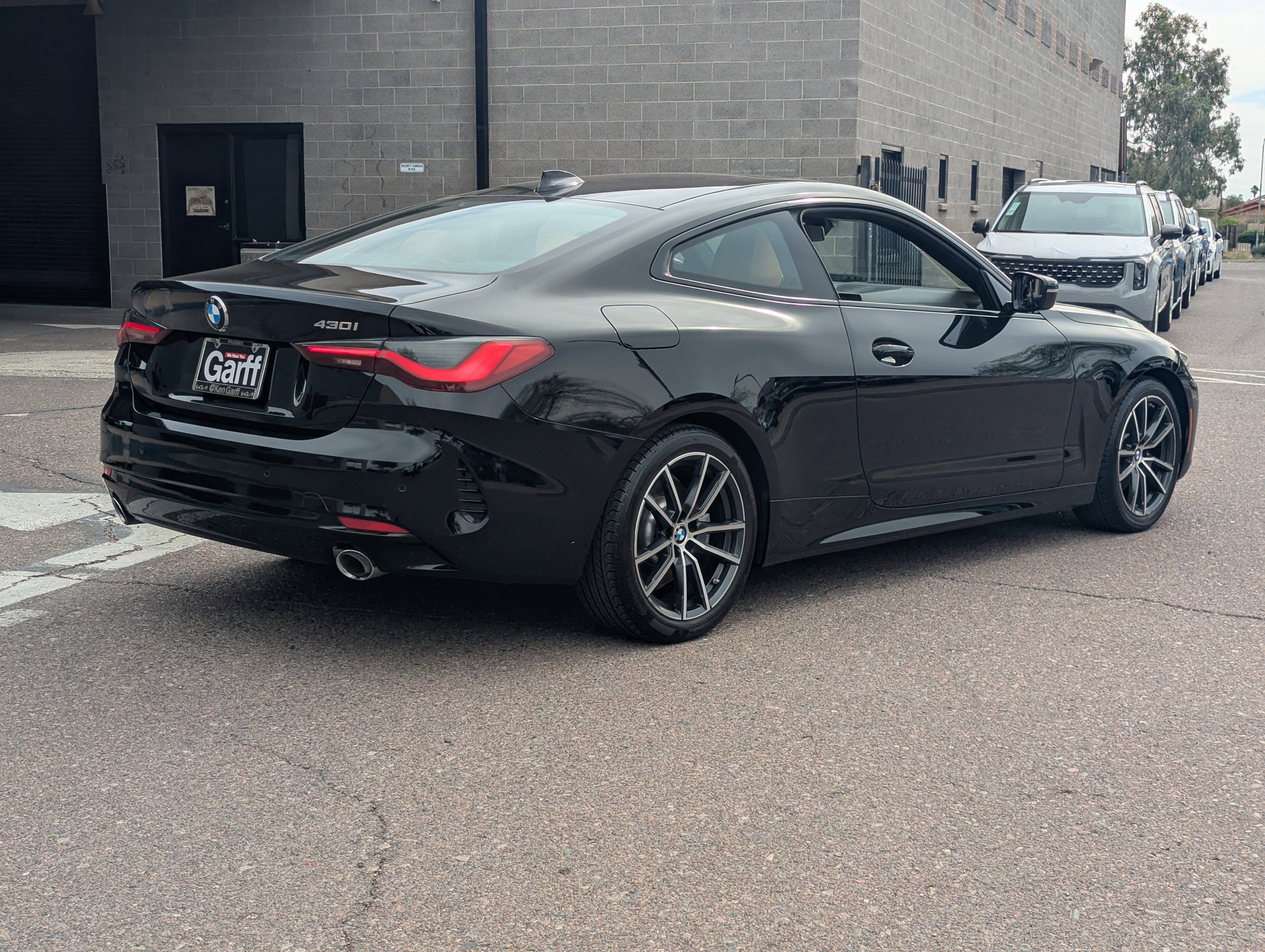 Used 2022 BMW 430i Coupe w/ Convenience Package image 3