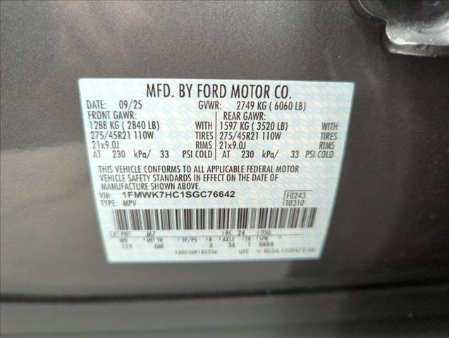 Used 2025 Ford Explorer Platinum w/ Ultimate Package RWD image 26