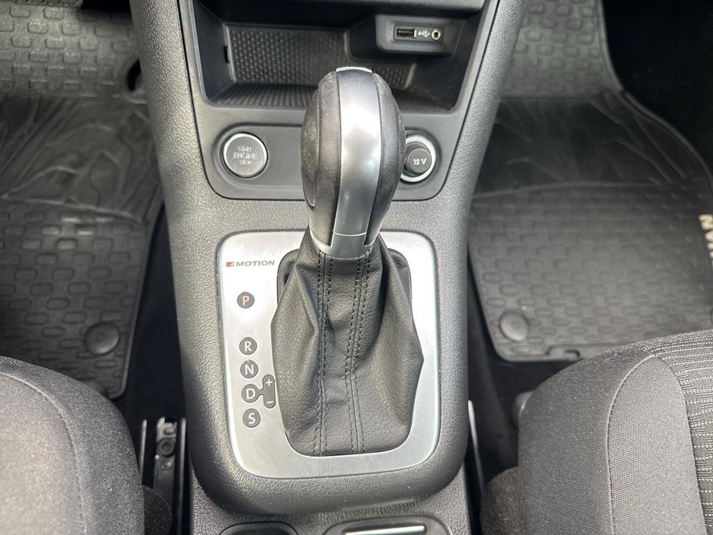 Used 2018 Volkswagen Tiguan Limited AWD/4WD image 18