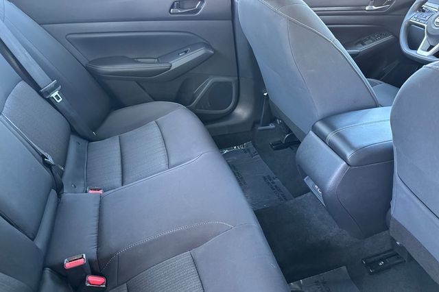 Used 2025 Nissan Altima 2.5 SV AWD/4WD image 18