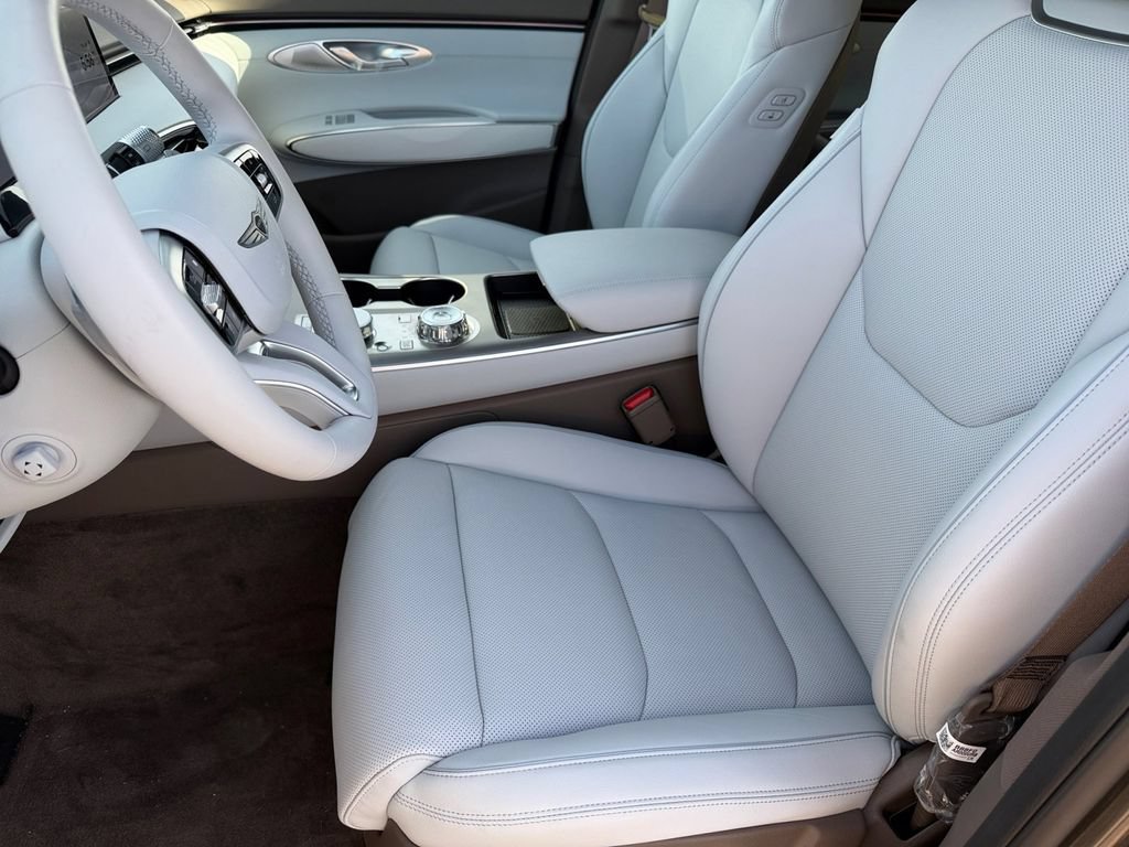 New 2026 Genesis GV70 2.5T Advanced AWD/4WD image 10