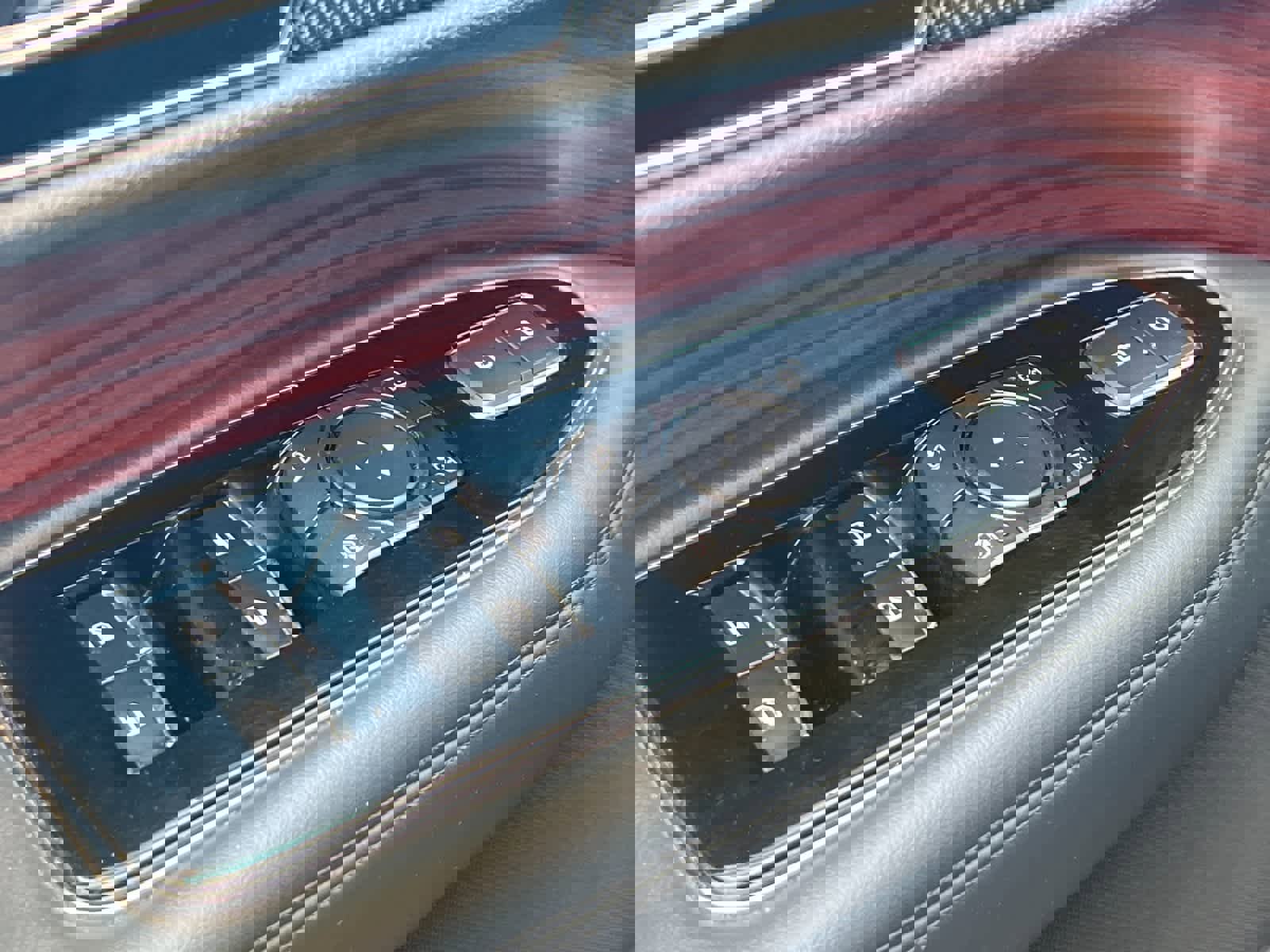 Used 2023 Lincoln Navigator Reserve image 13