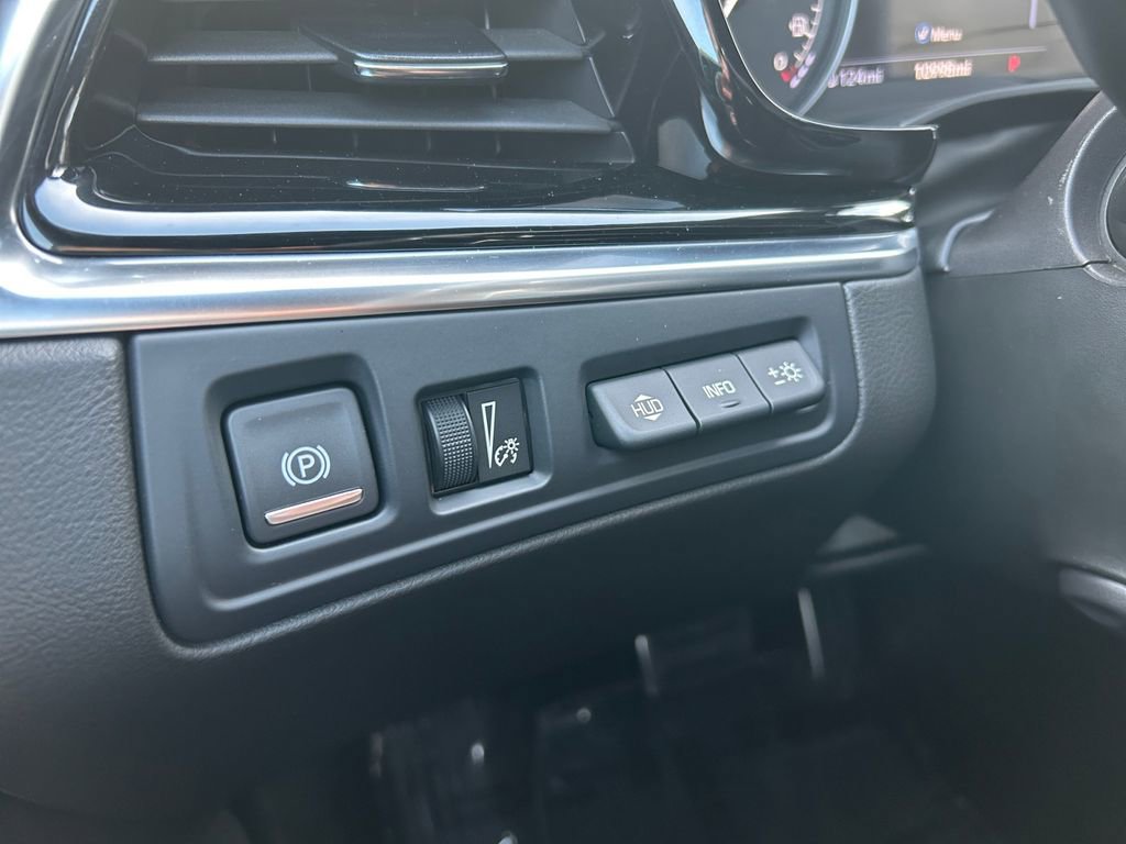 Used 2024 Cadillac XT6 Sport w/ Technology Package image 21