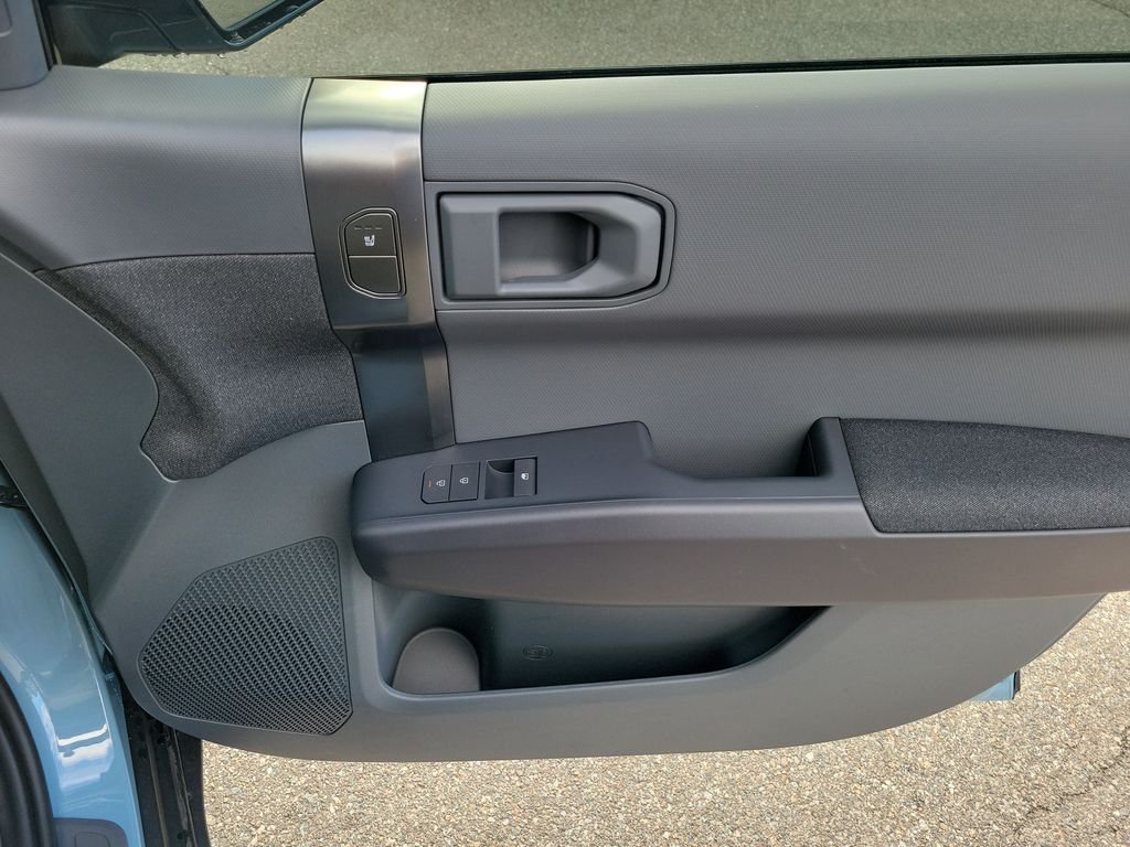 New 2027 Kia EV3 Wind FWD image 10