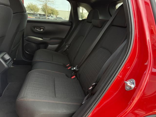 Used 2025 Honda HR-V Sport image 29