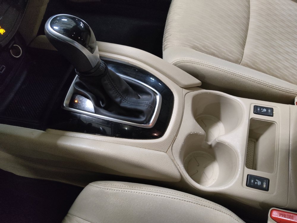 Used 2020 Nissan Rogue SV FWD image 26
