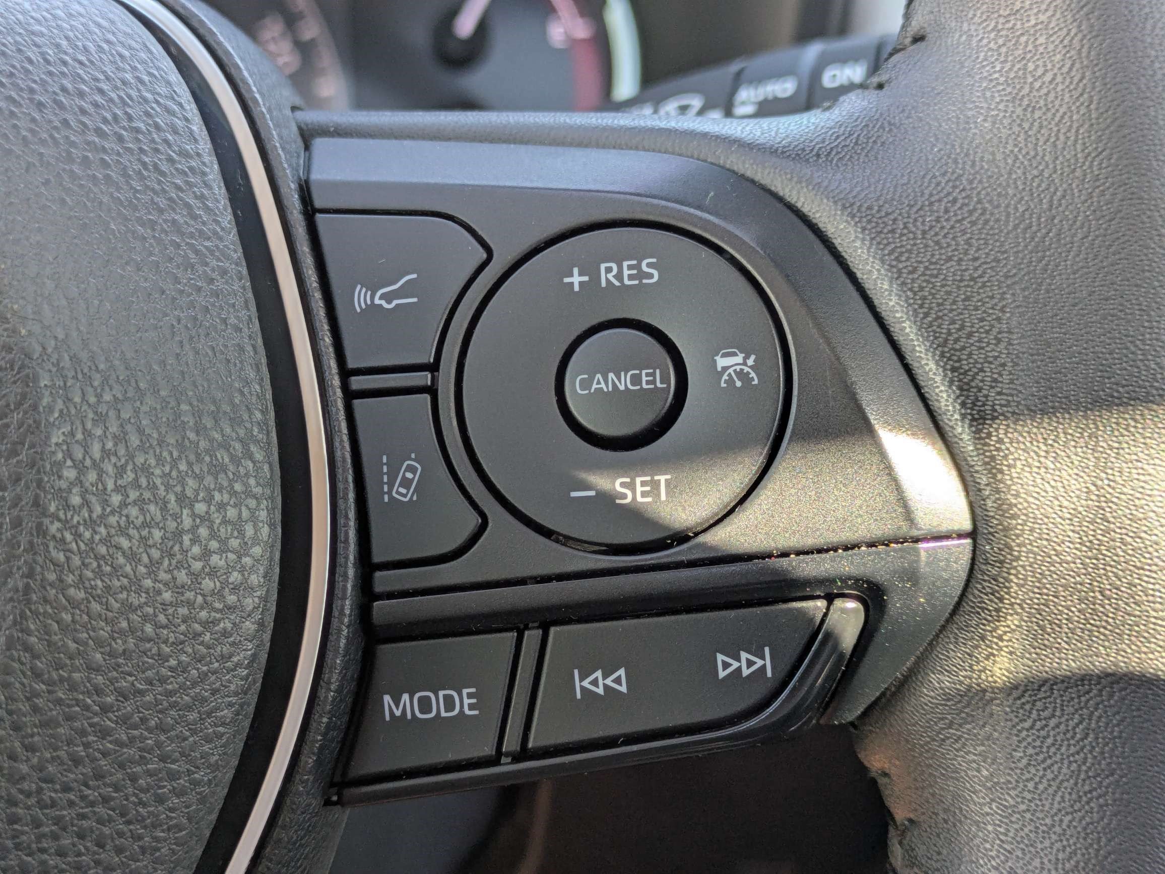 Used 2025 Toyota RAV4 XLE Premium w/ Weather Package FWD image 26