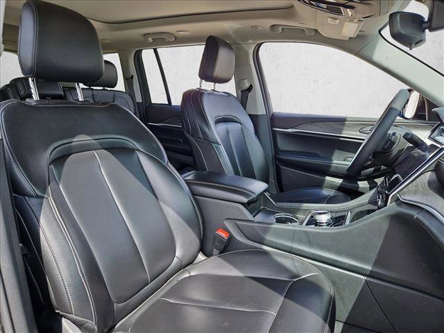 Used 2023 Jeep Grand Cherokee Limited image 22