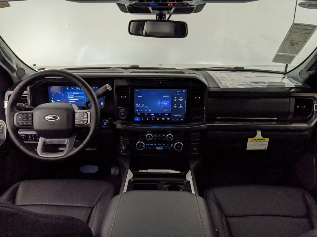 New 2025 Ford F250 Lariat w/ Lariat Ultimate Package image 3