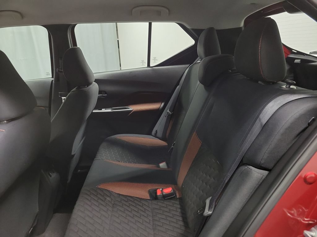 Used 2022 Nissan Kicks SR w/ Interior Electronics Package FWD image 19