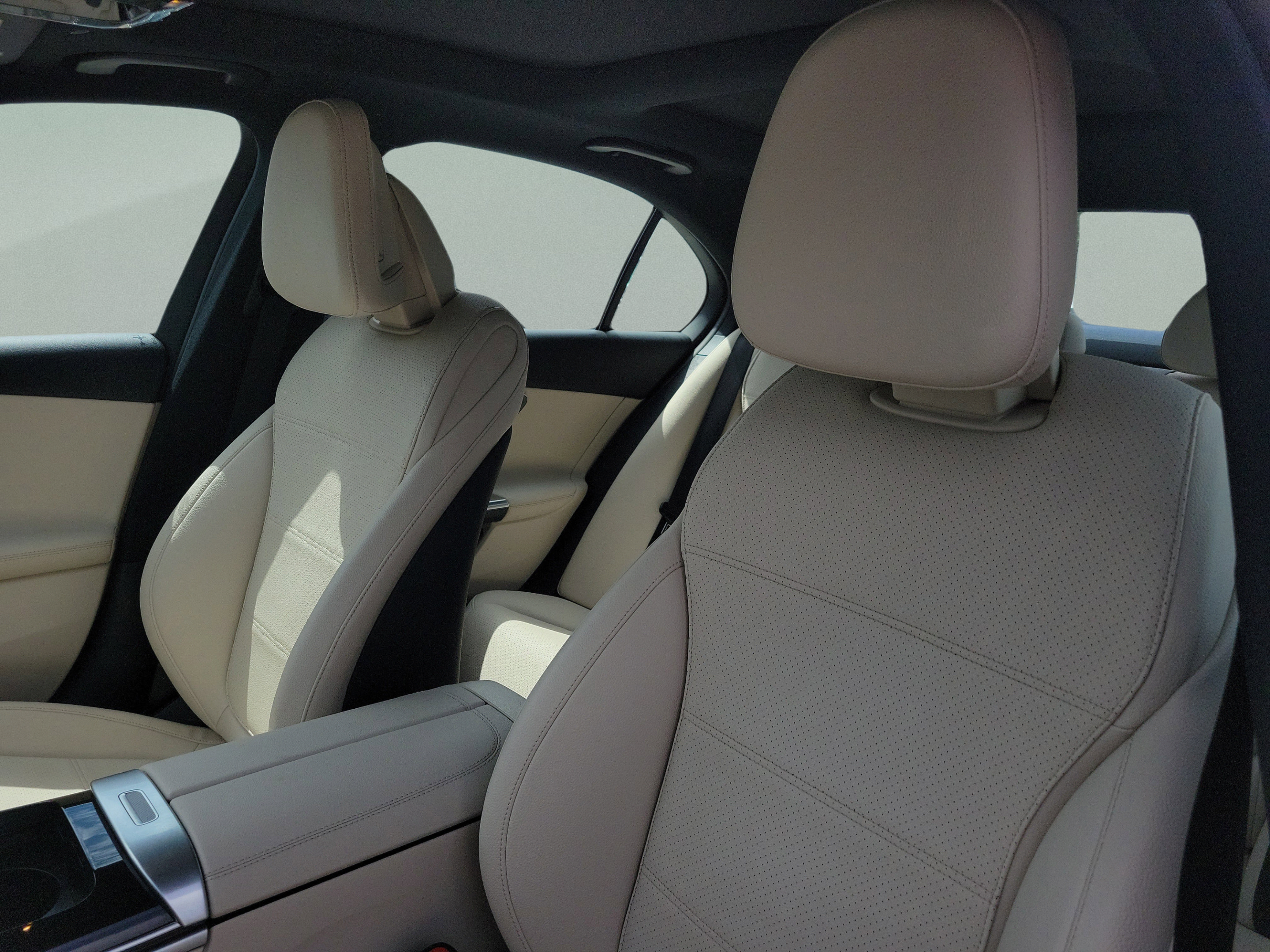 Certified 2023 Mercedes-Benz C 300 Sedan image 18