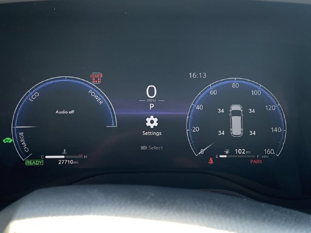 Certified 2025 Toyota Sienna XSE w/ XSE Premium Package AWD/4WD image 20