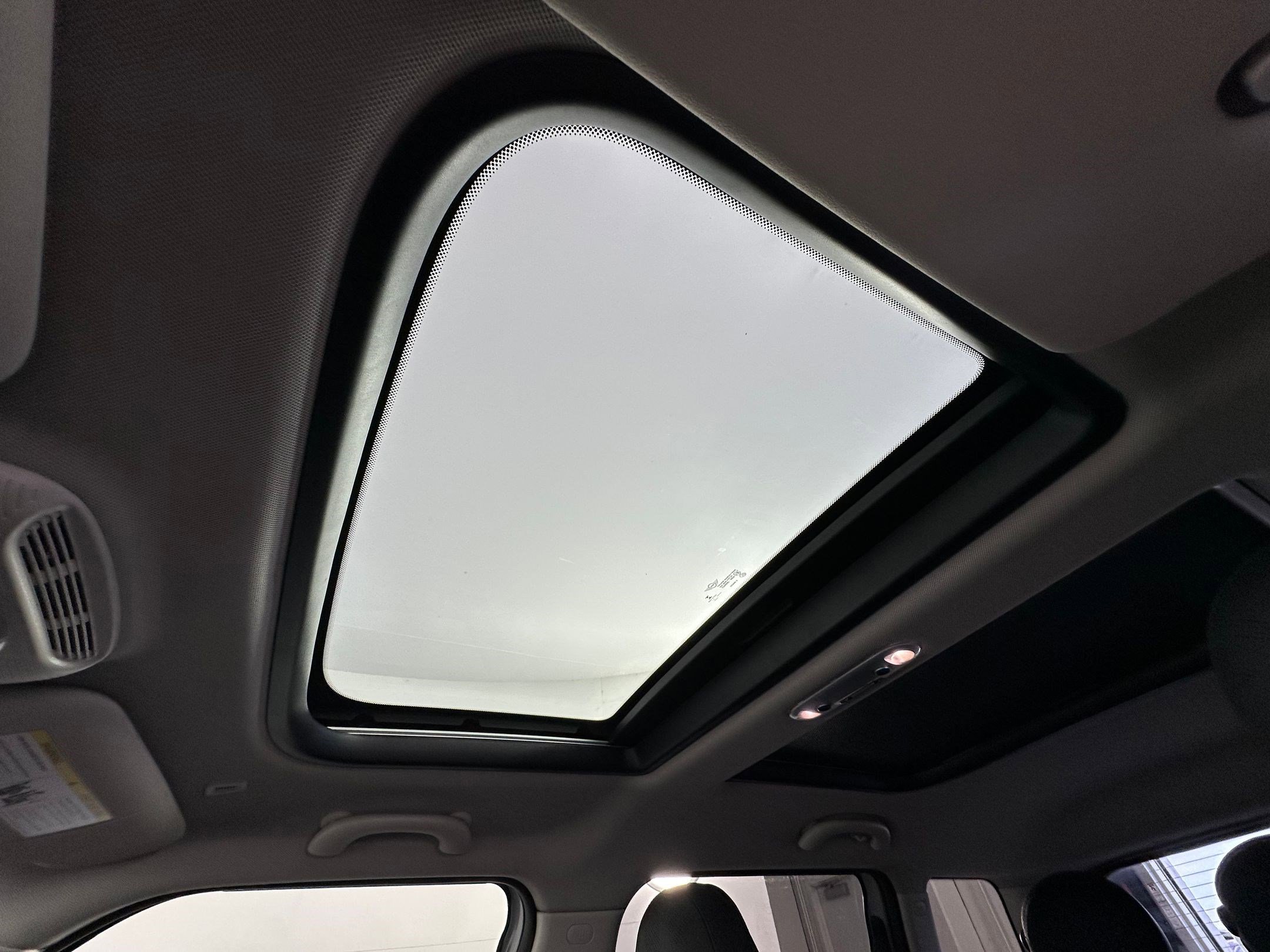 Used 2021 MINI Cooper Clubman S image 12